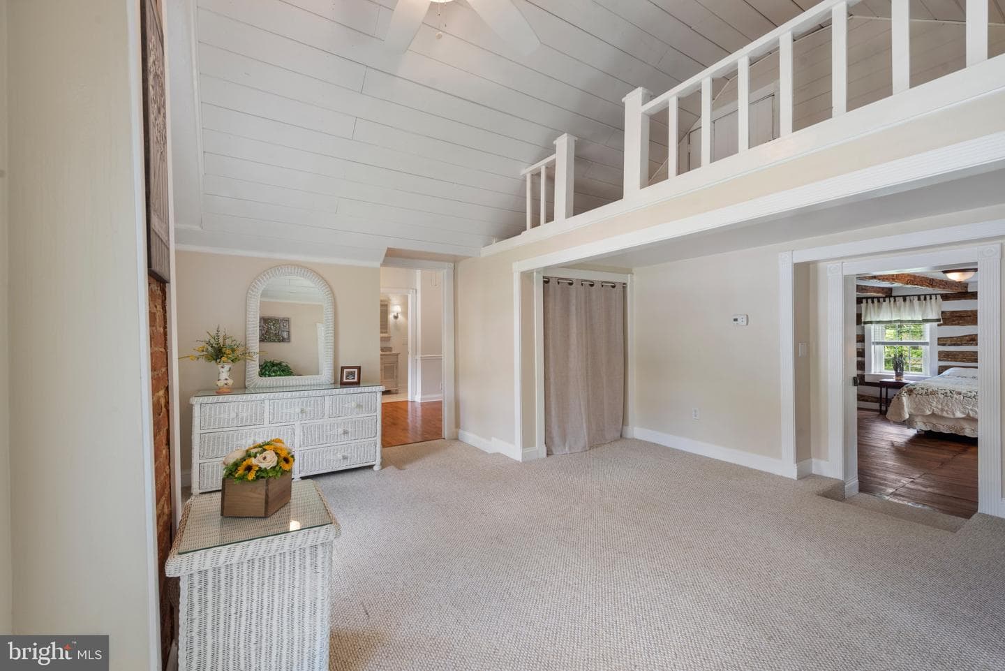 832 Muller Road photo 19