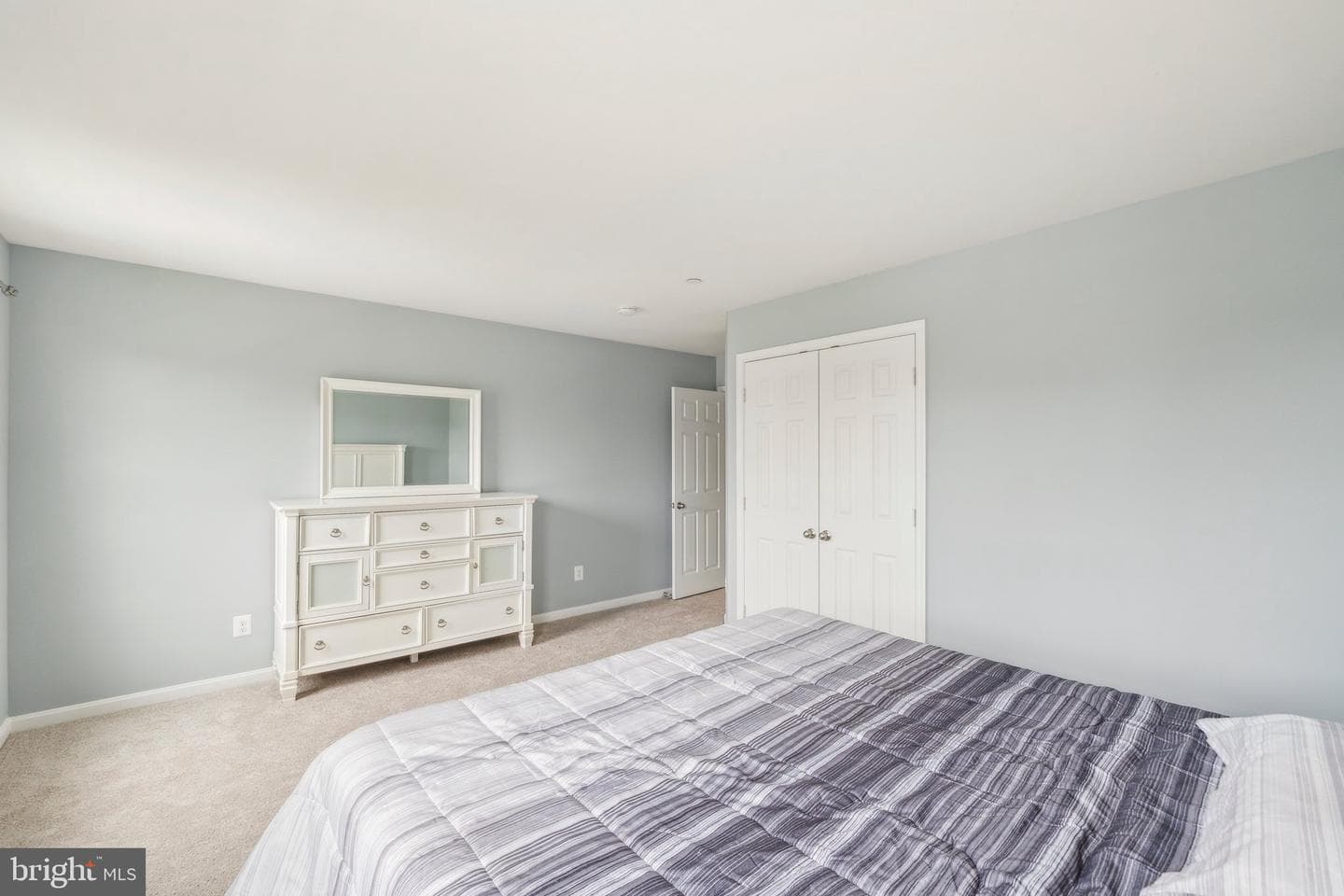 199 Colbert Street photo 28