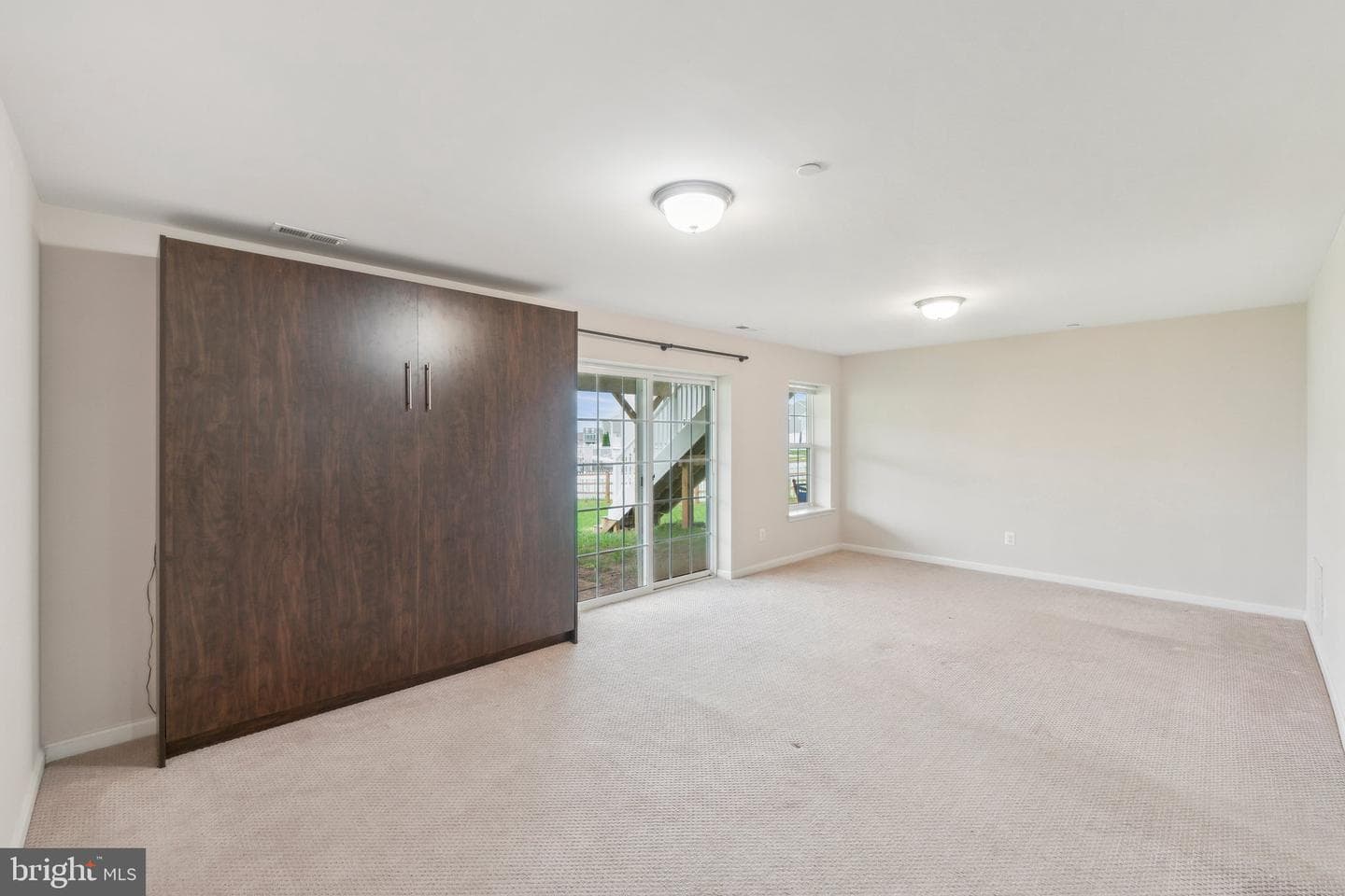 199 Colbert Street photo 34