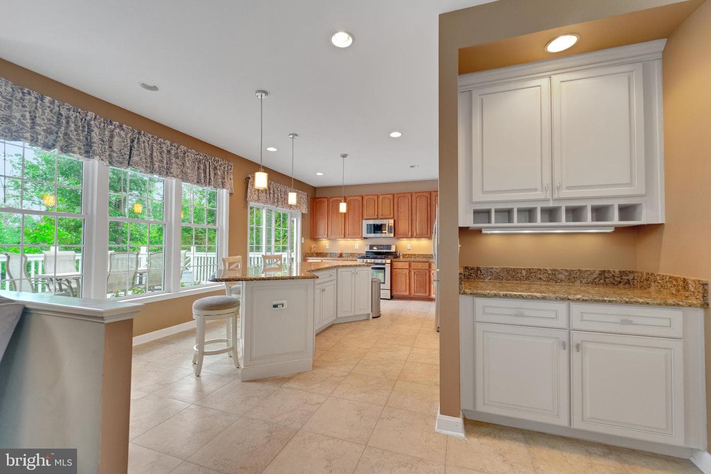 1001 Longbow Road photo 12