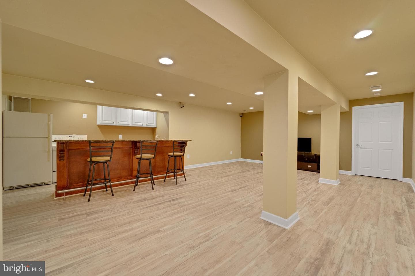 1001 Longbow Road photo 27