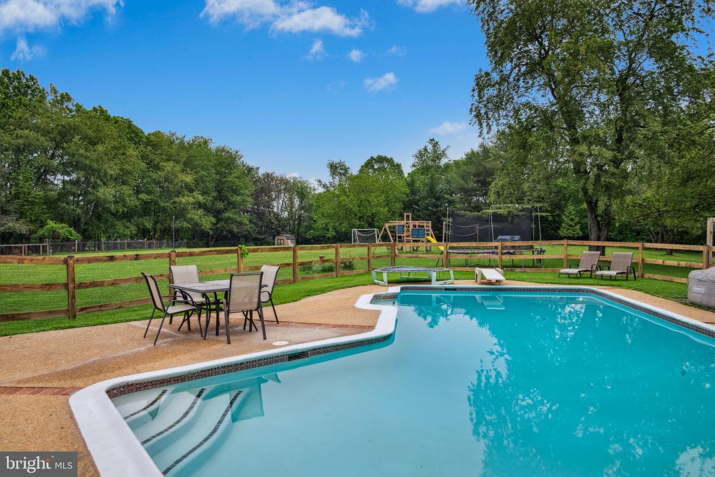 3825 Salem Bottom Road photo 4