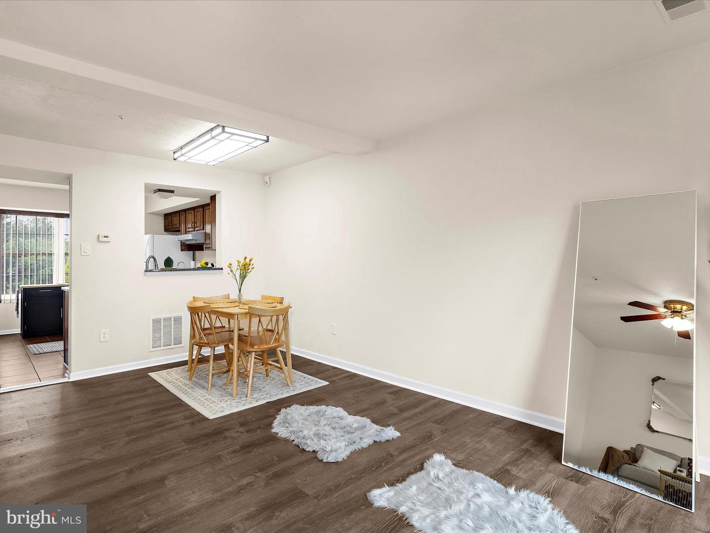 4822 Hillock Lane photo 13