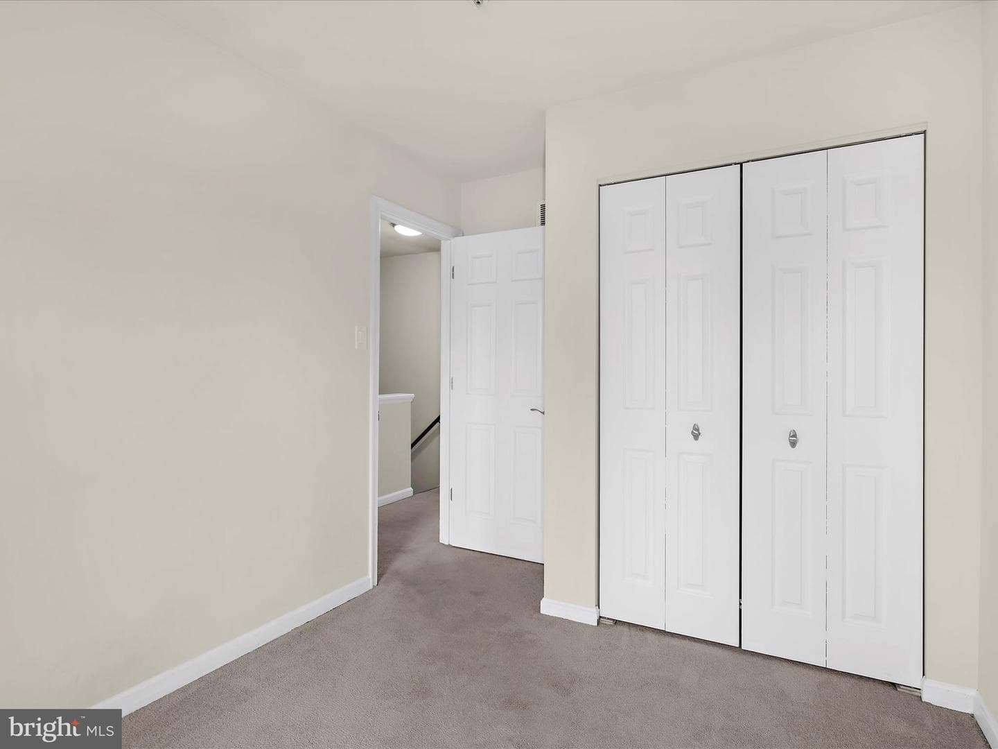 4822 Hillock Lane photo 22