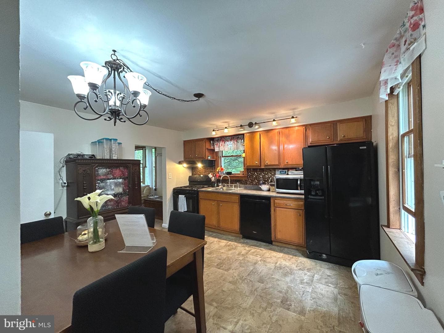 261 Klee Mill Road photo 6