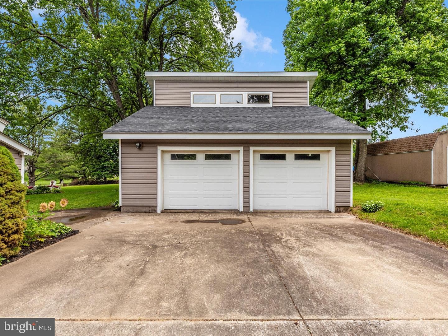 2704 Mystic Woods Court photo 5
