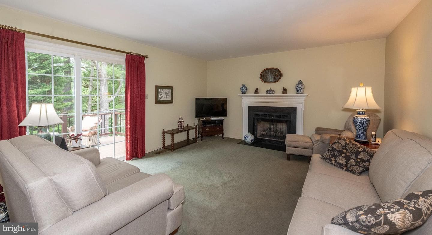 7140 Brangles Road photo 15
