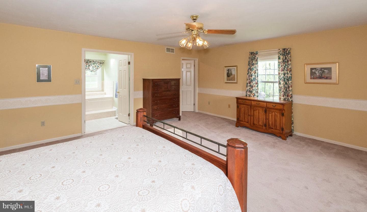 7140 Brangles Road photo 28