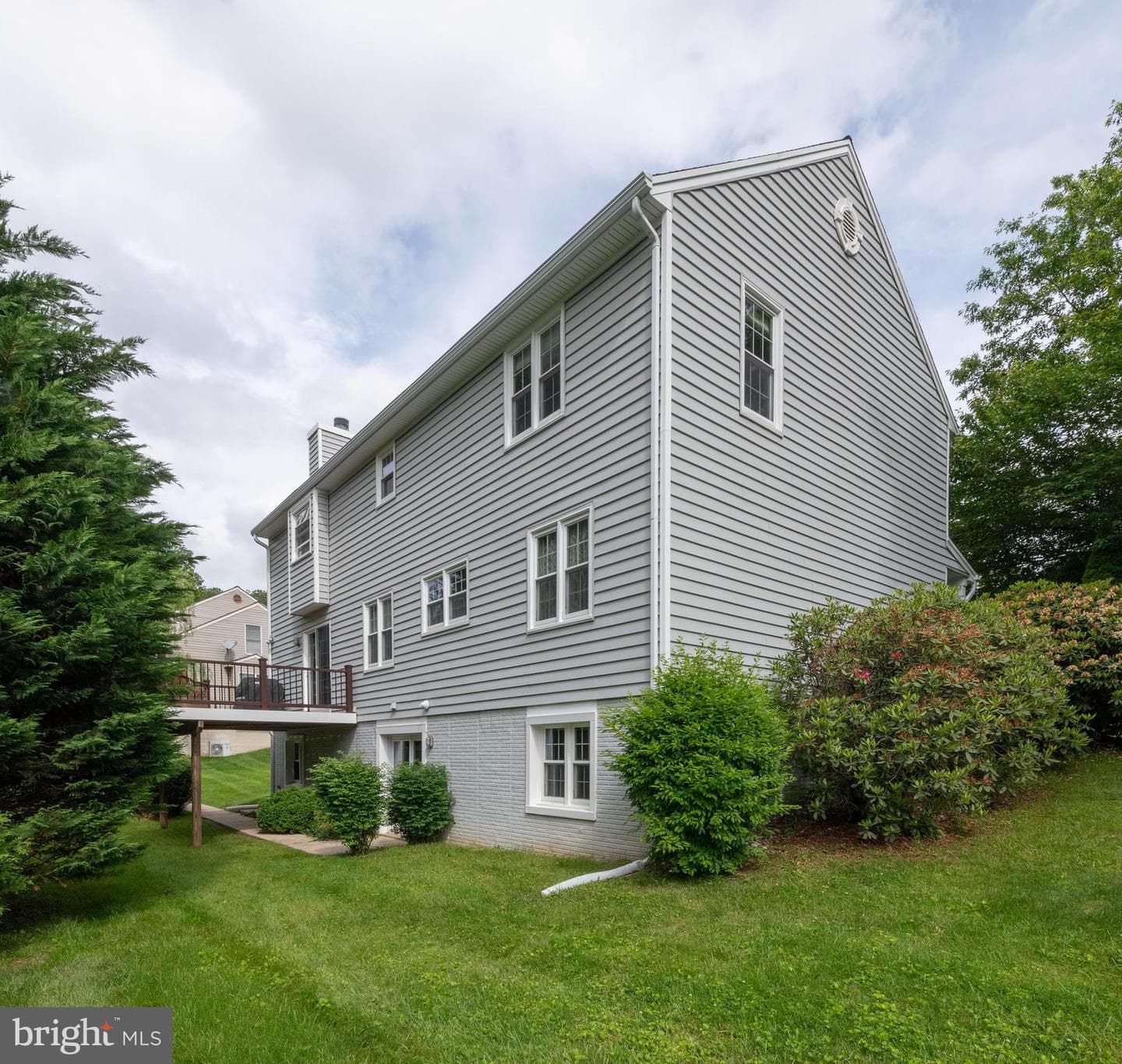 7140 Brangles Road photo 57