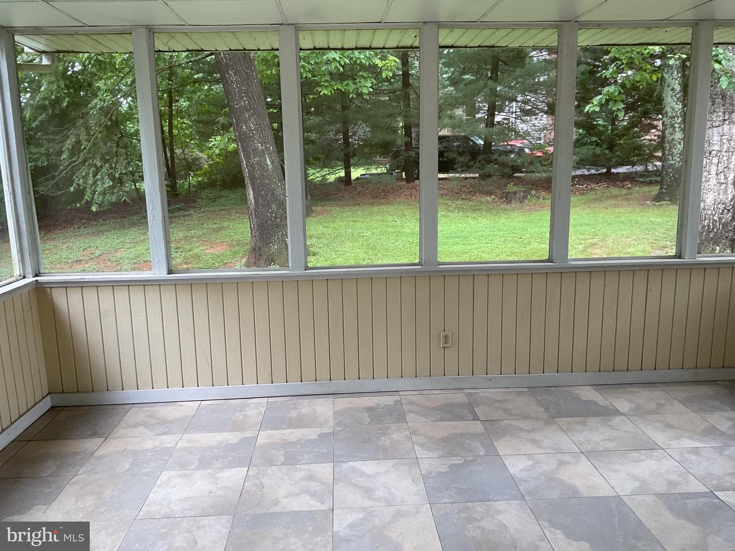 2425 Clydesdale Road photo 11