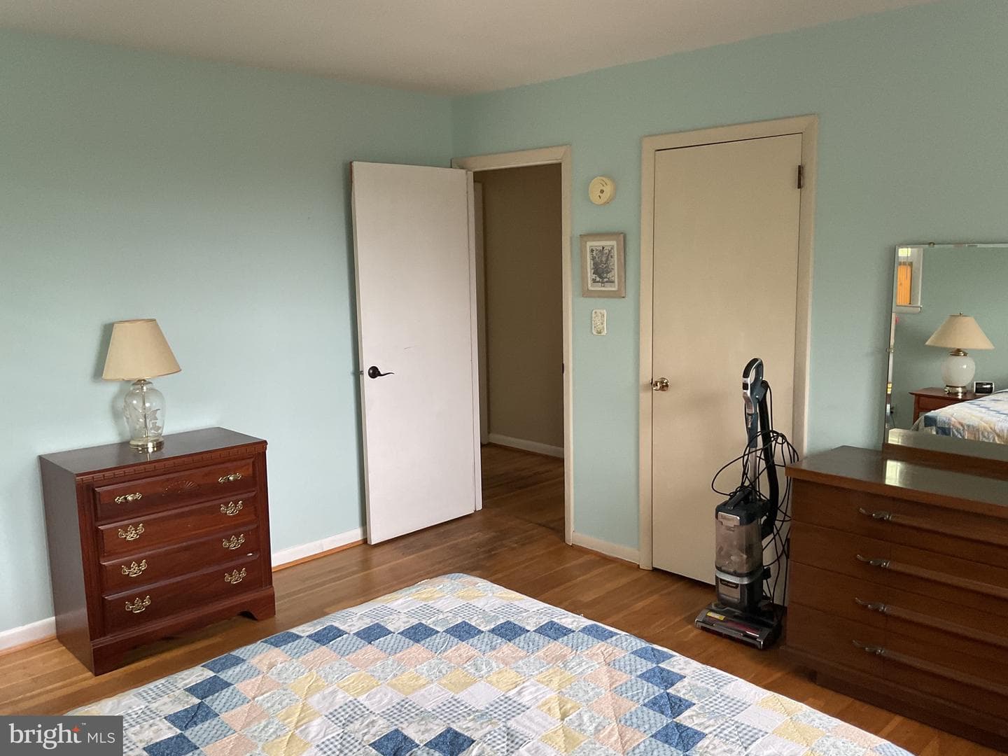 2425 Clydesdale Road photo 23