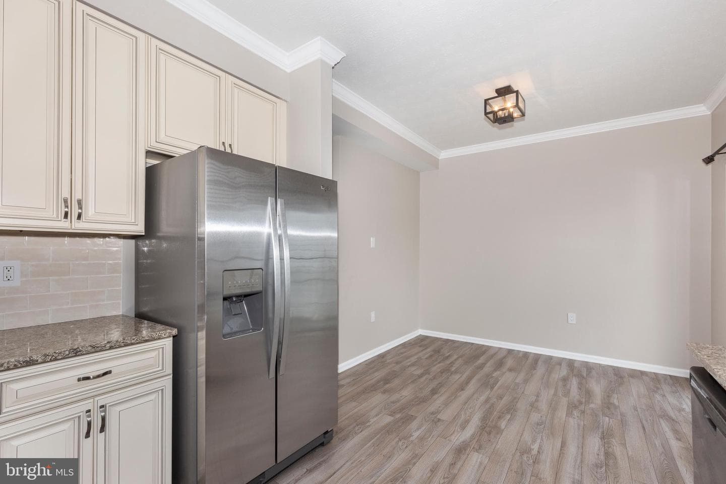 1169 Balsam Circle photo 11