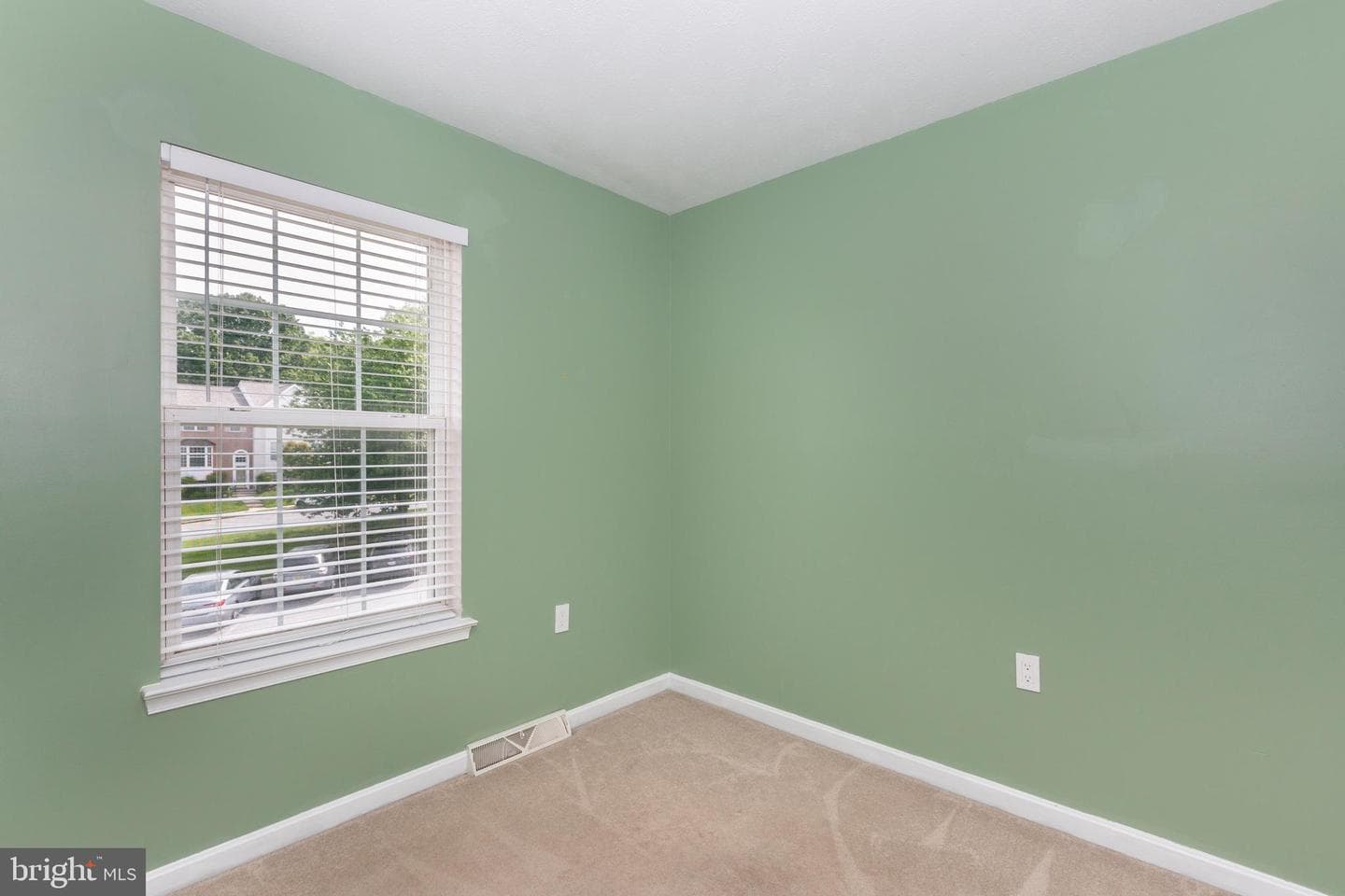 1169 Balsam Circle photo 23