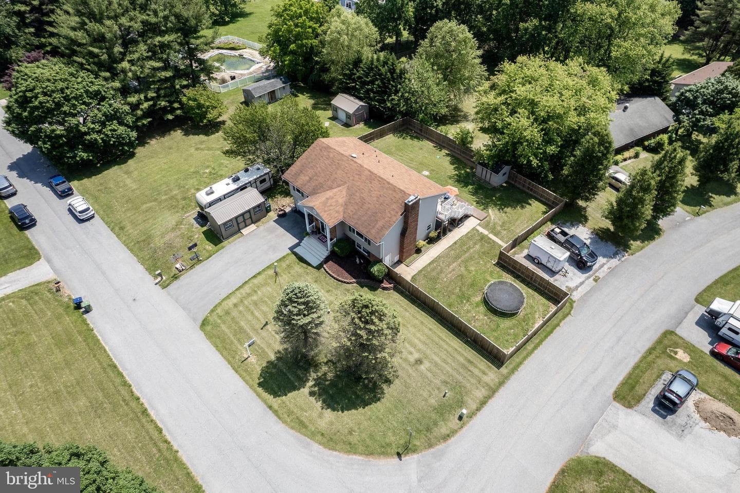 1709 Davinda Drive photo 2