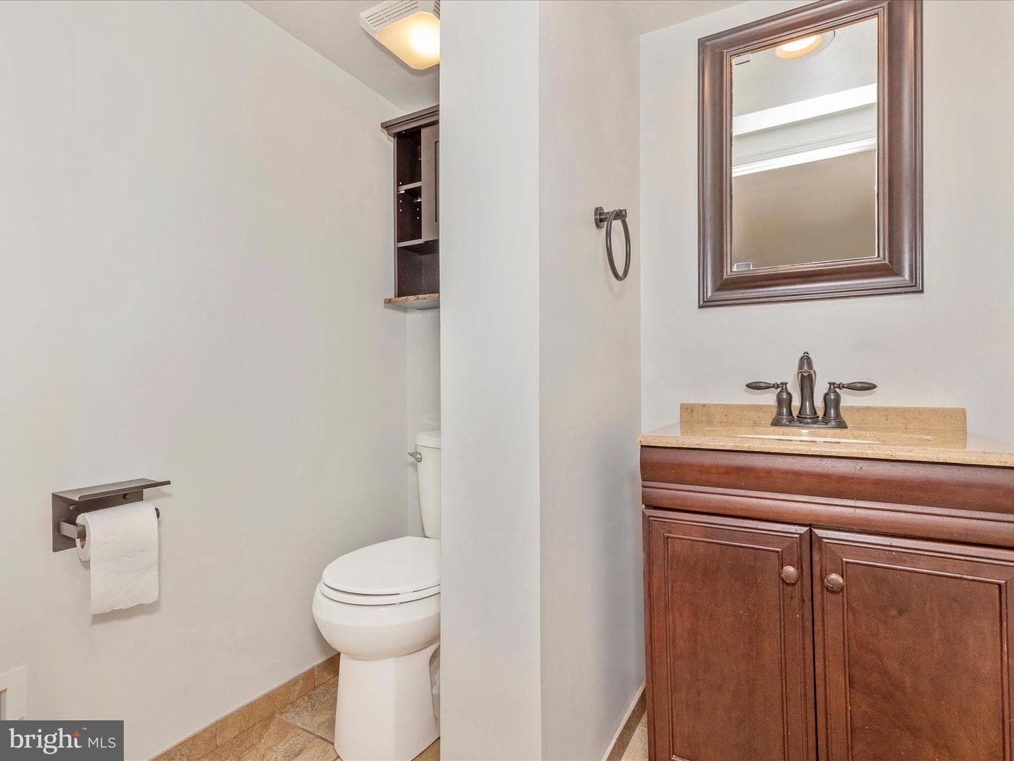 4215 Harney Road photo 12