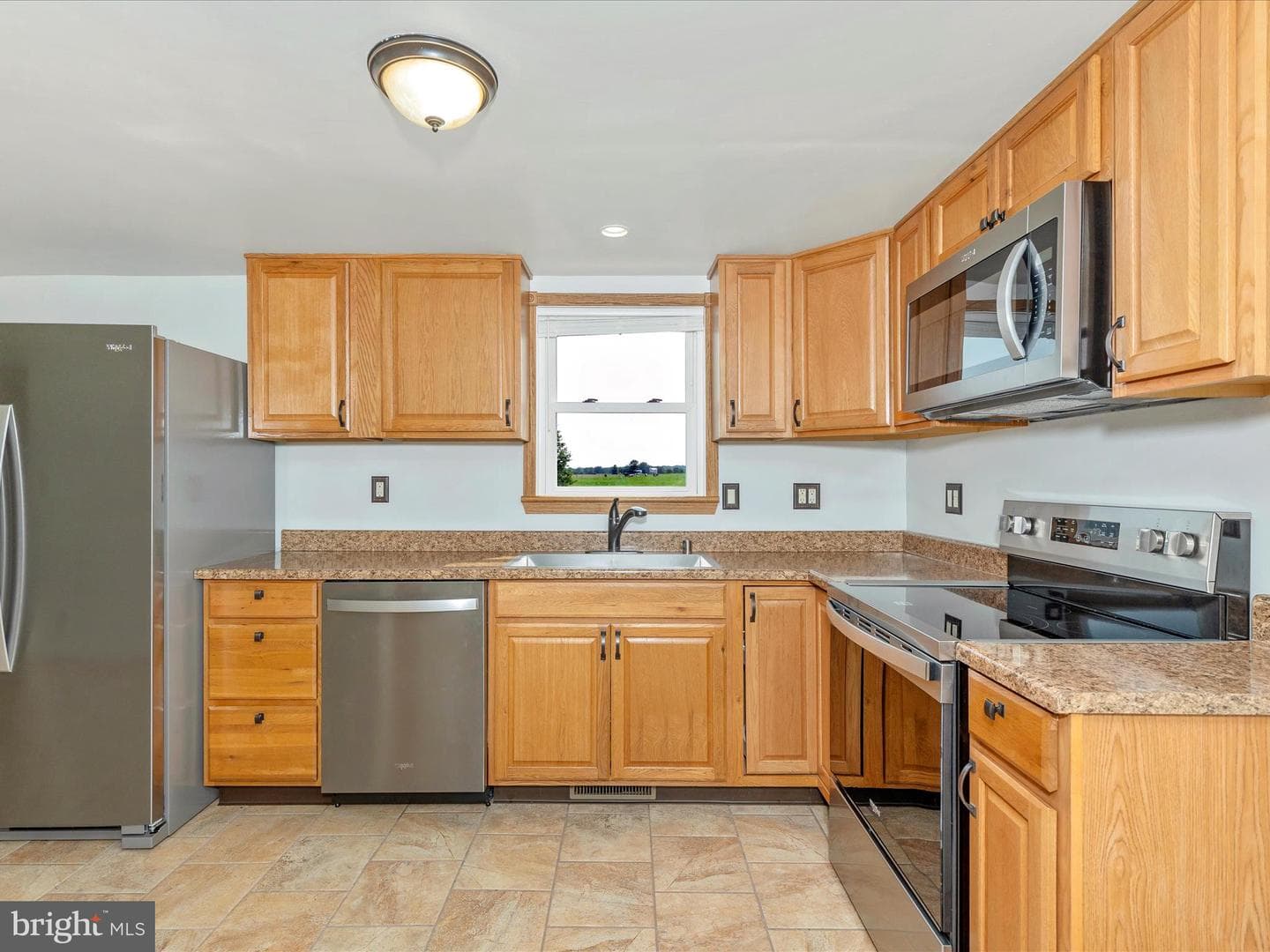 4215 Harney Road photo 23