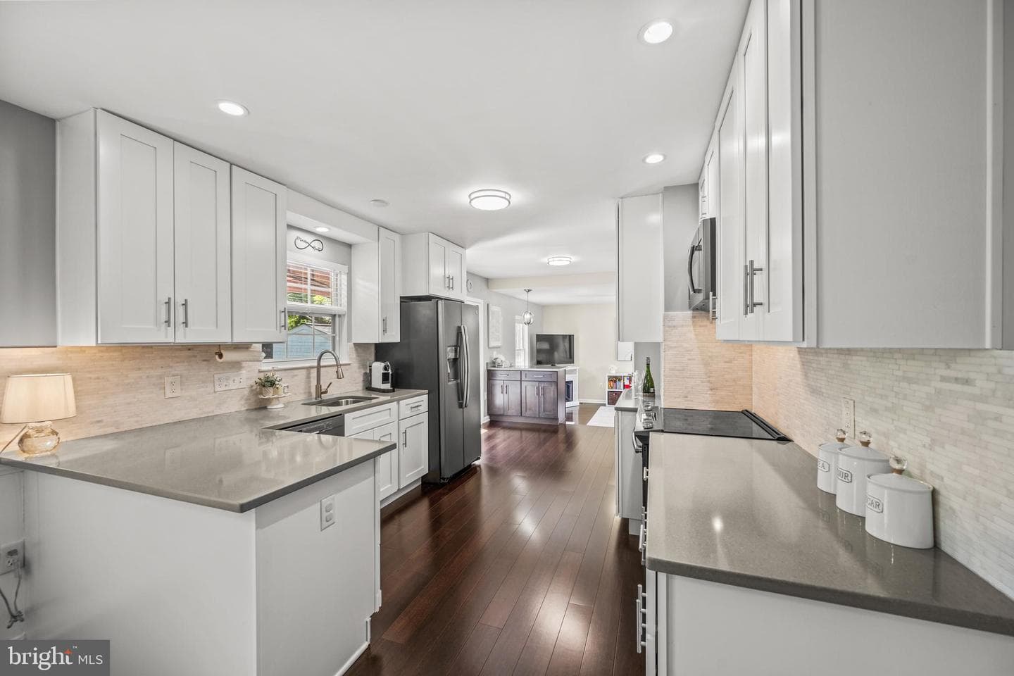 3925 Brittany Lane photo 12