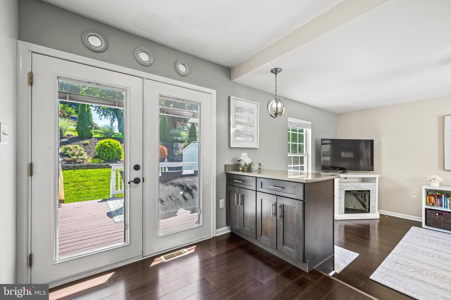 3925 Brittany Lane photo 17