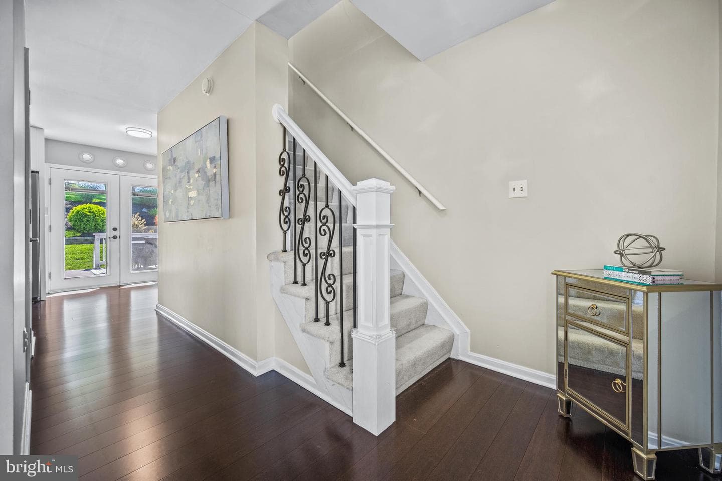 3925 Brittany Lane photo 3