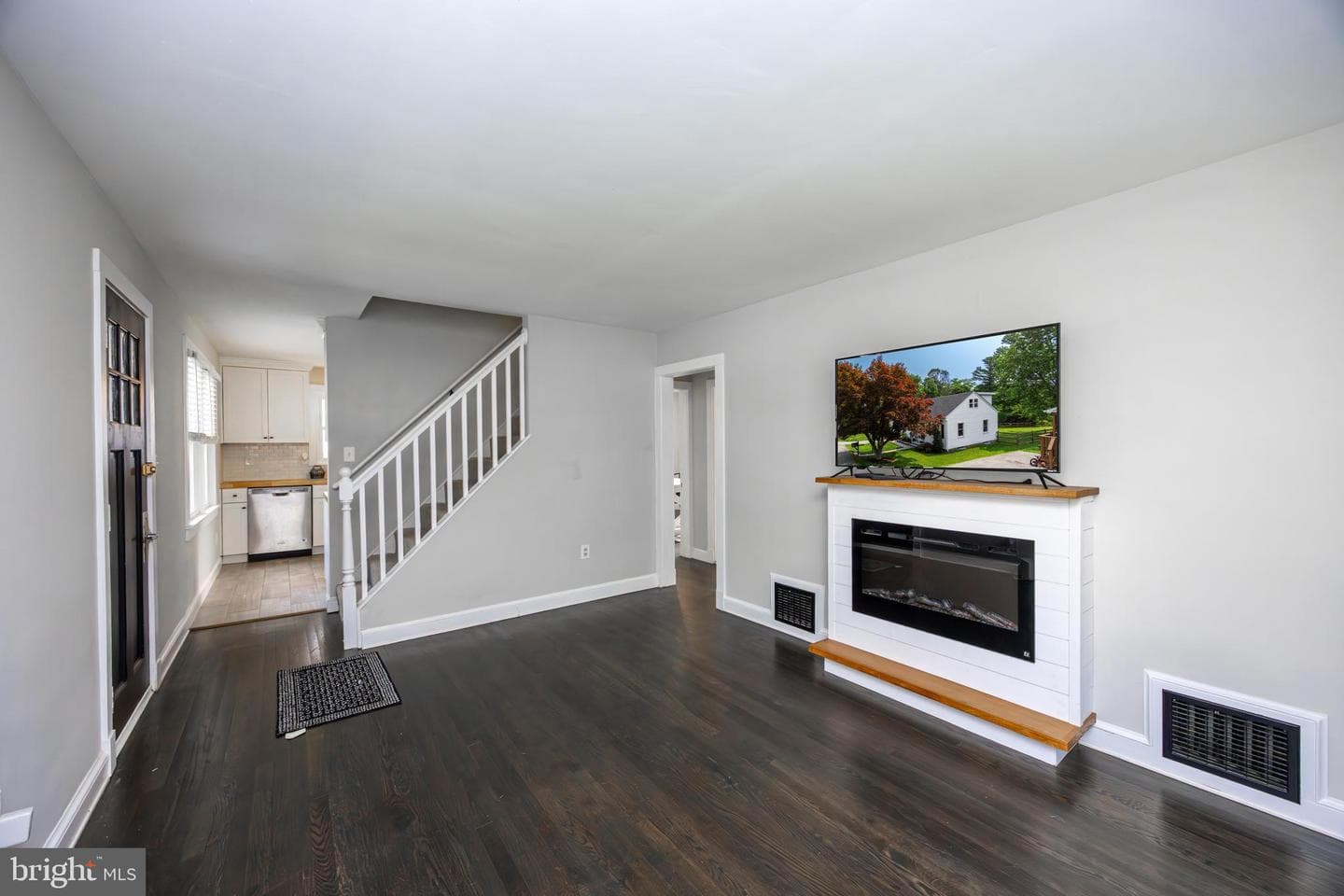 131 City View Avenue photo 5