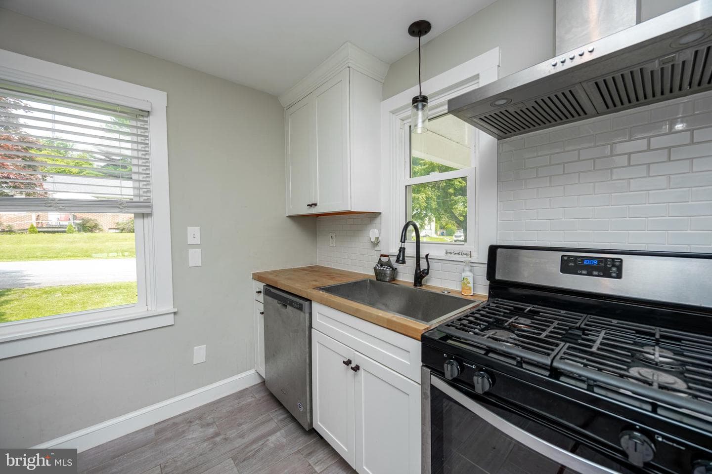 131 City View Avenue photo 8