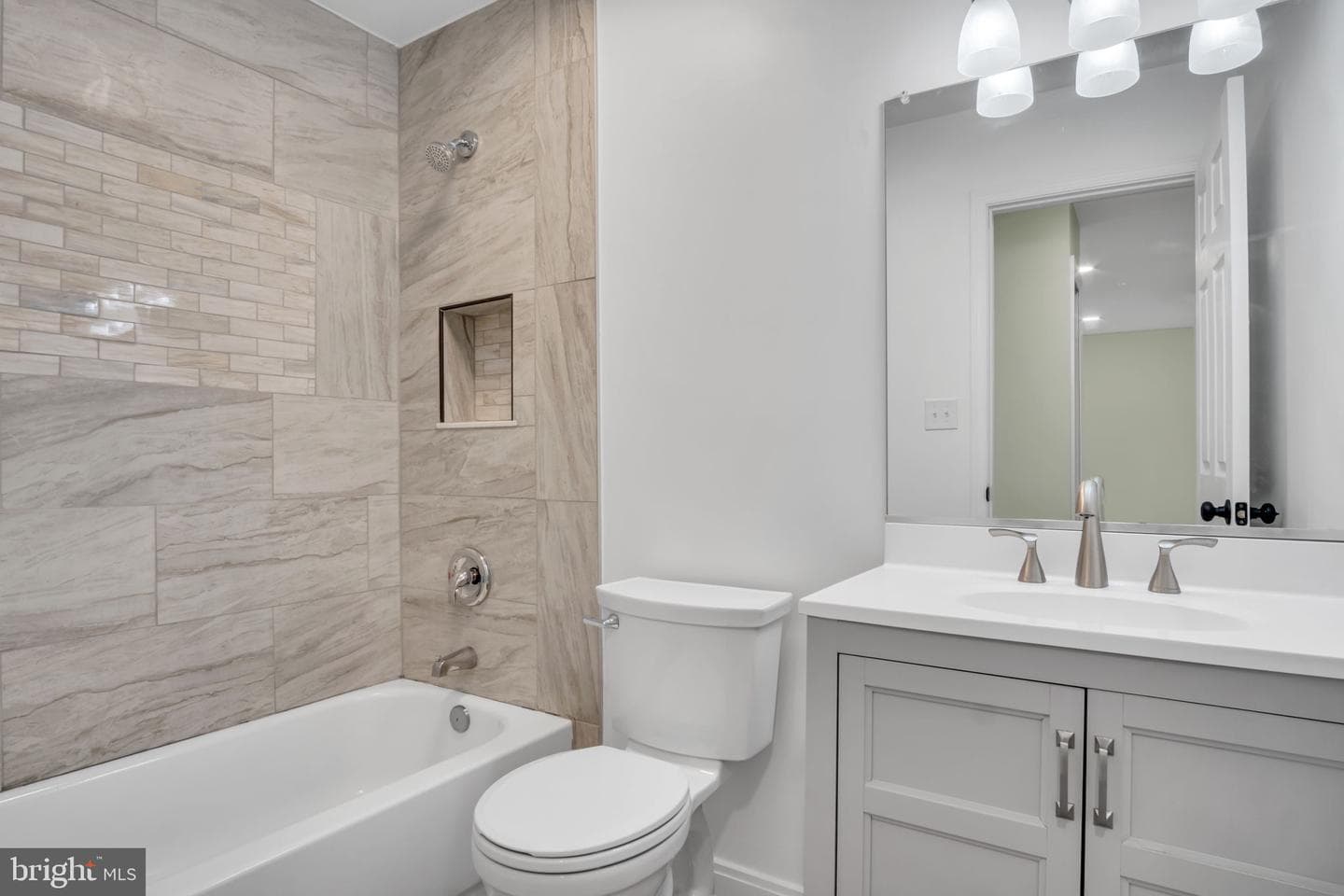 318 Mayfield Court photo 25