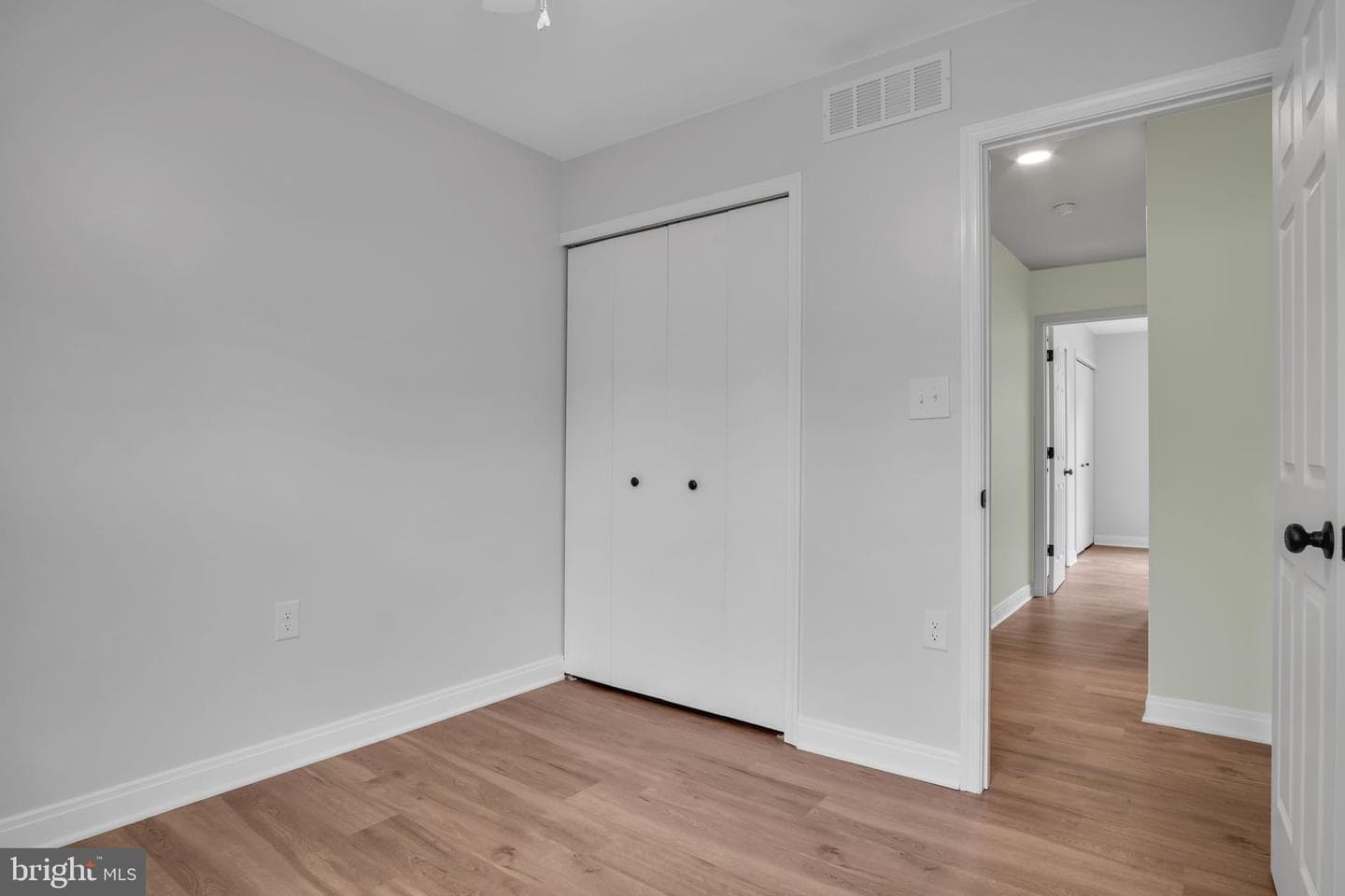 318 Mayfield Court photo 27