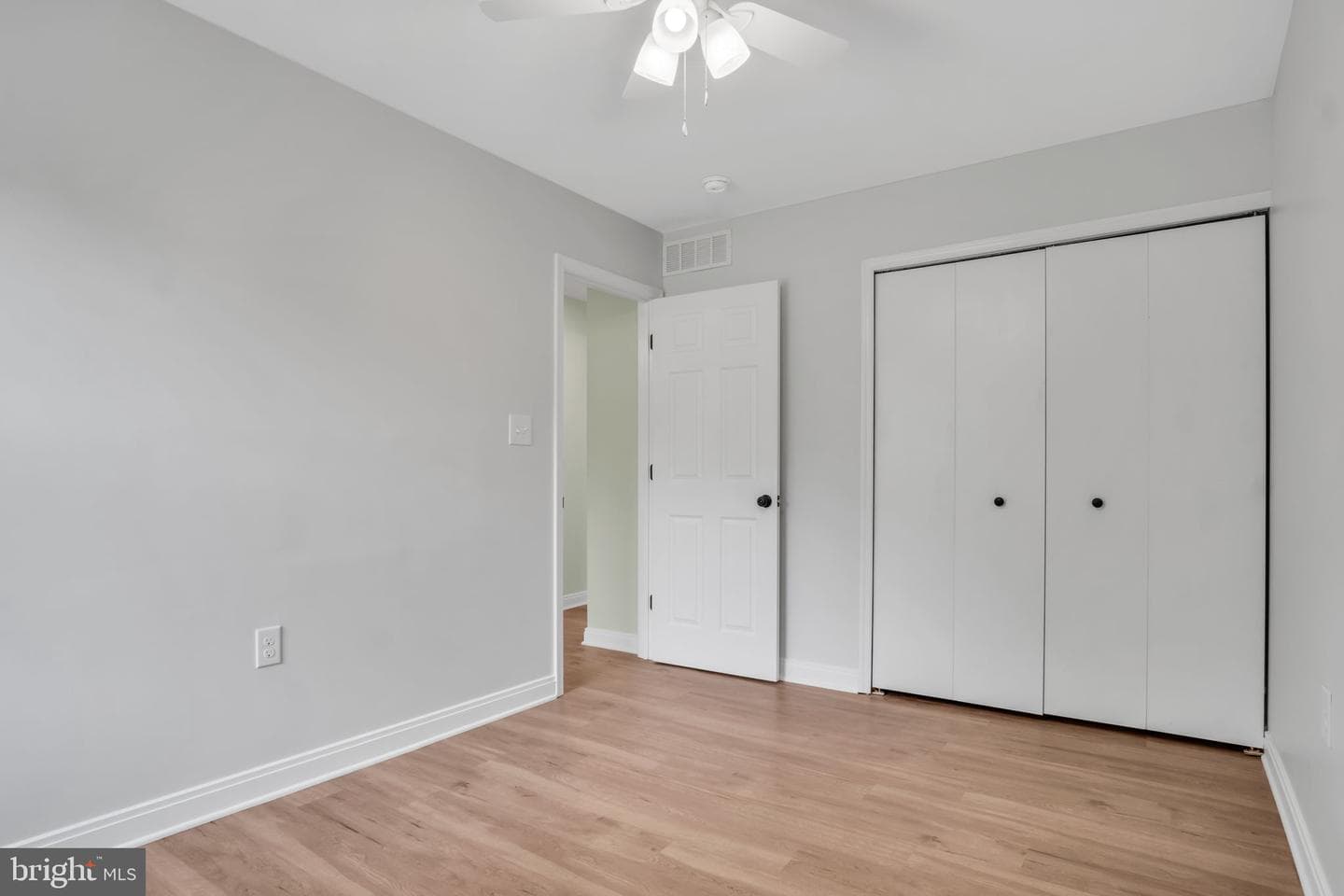 318 Mayfield Court photo 29