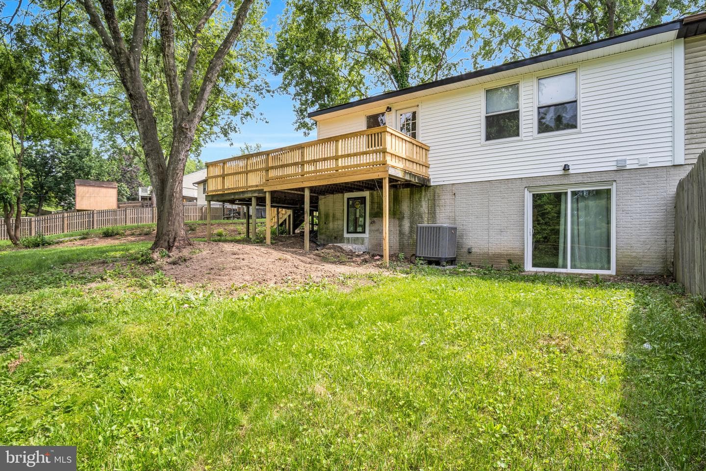 318 Mayfield Court photo 9