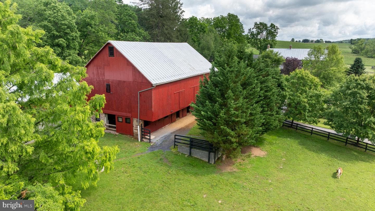 2810 Hoffman Mill Road photo 89
