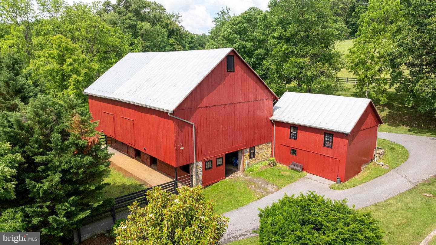 2810 Hoffman Mill Road photo 90