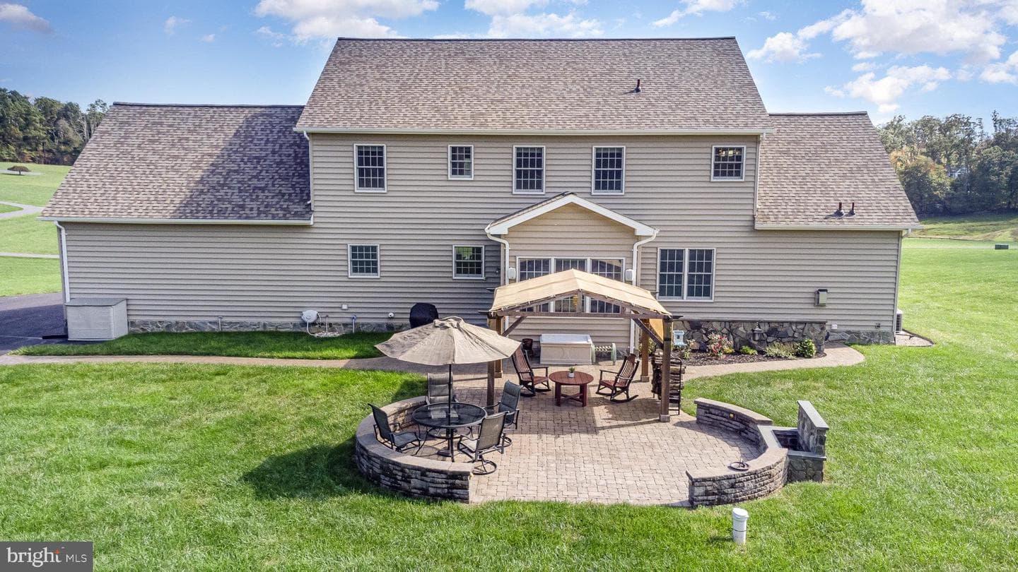 568 Turf Farm Drive photo 39