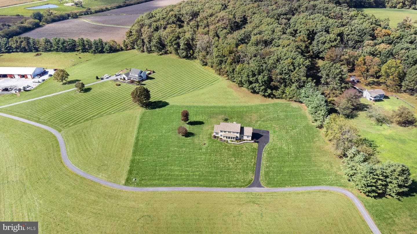 568 Turf Farm Drive photo 40