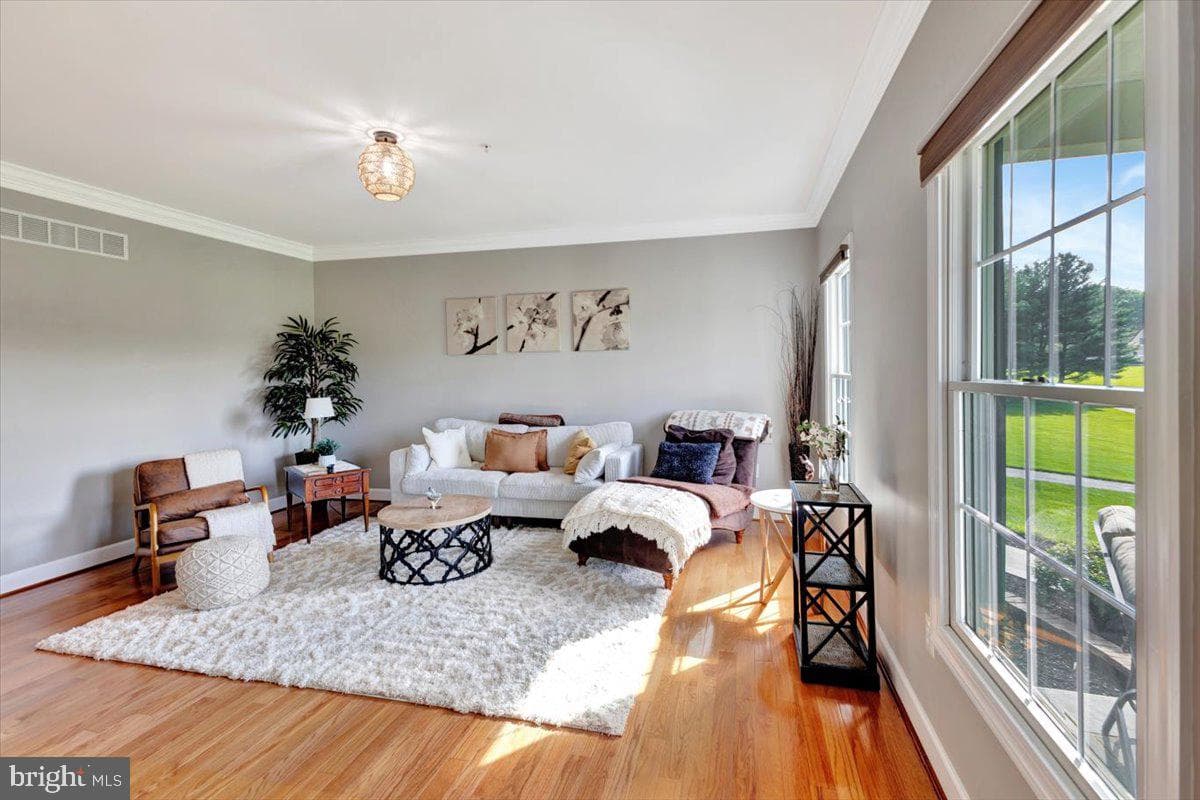 568 Turf Farm Drive photo 8