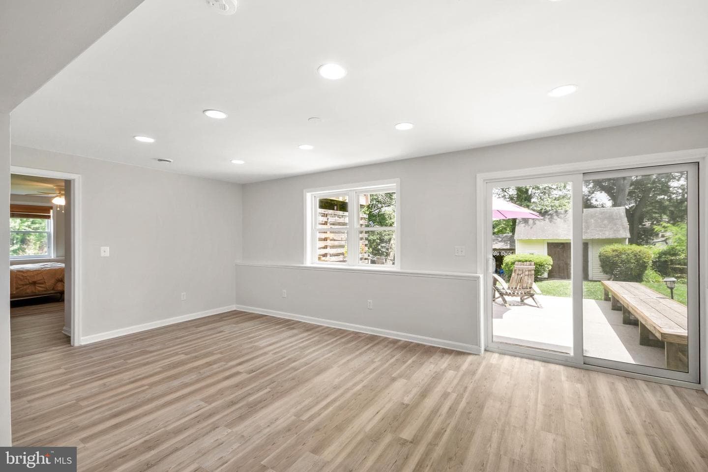 7421 2nd Avenue photo 49