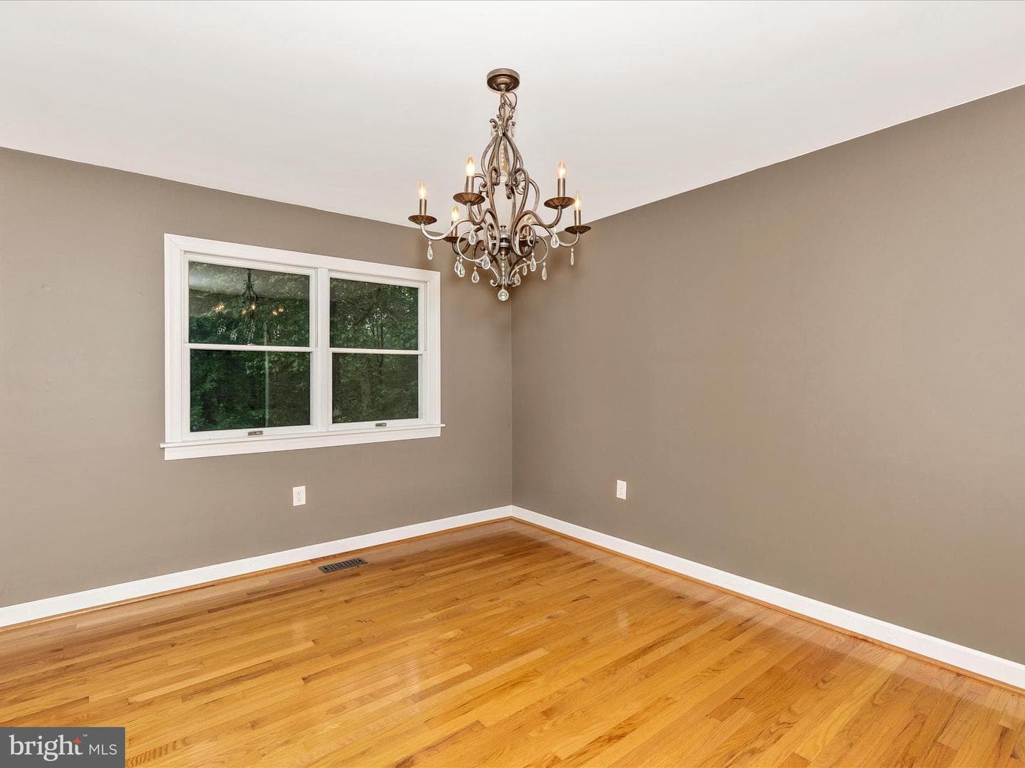 5668 French Avenue photo 10