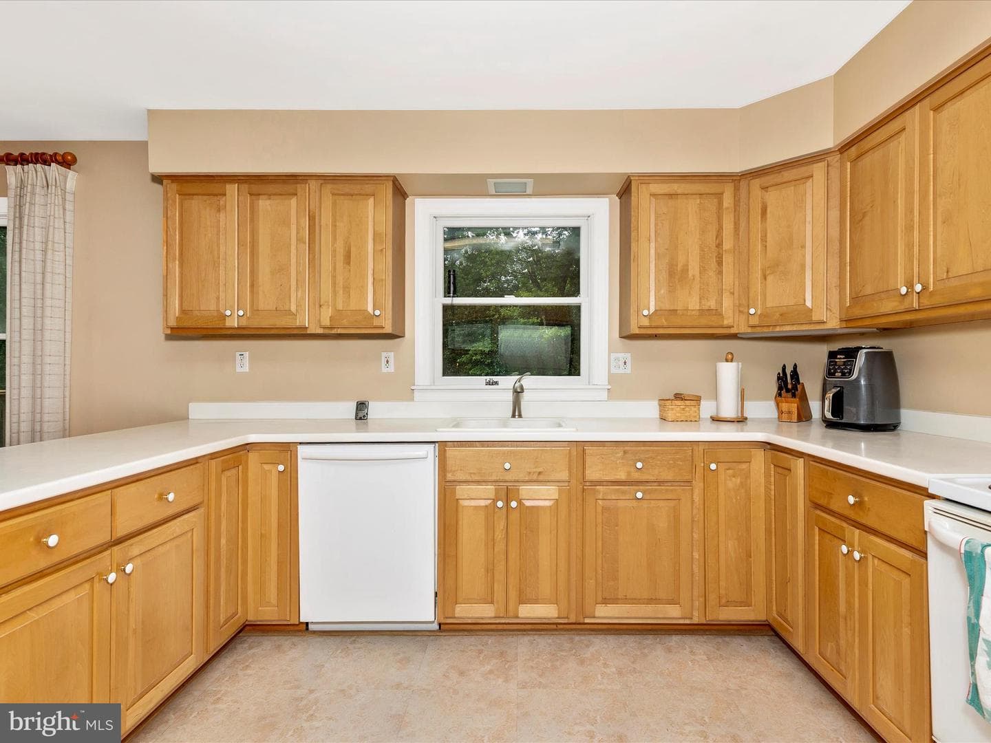 5668 French Avenue photo 15