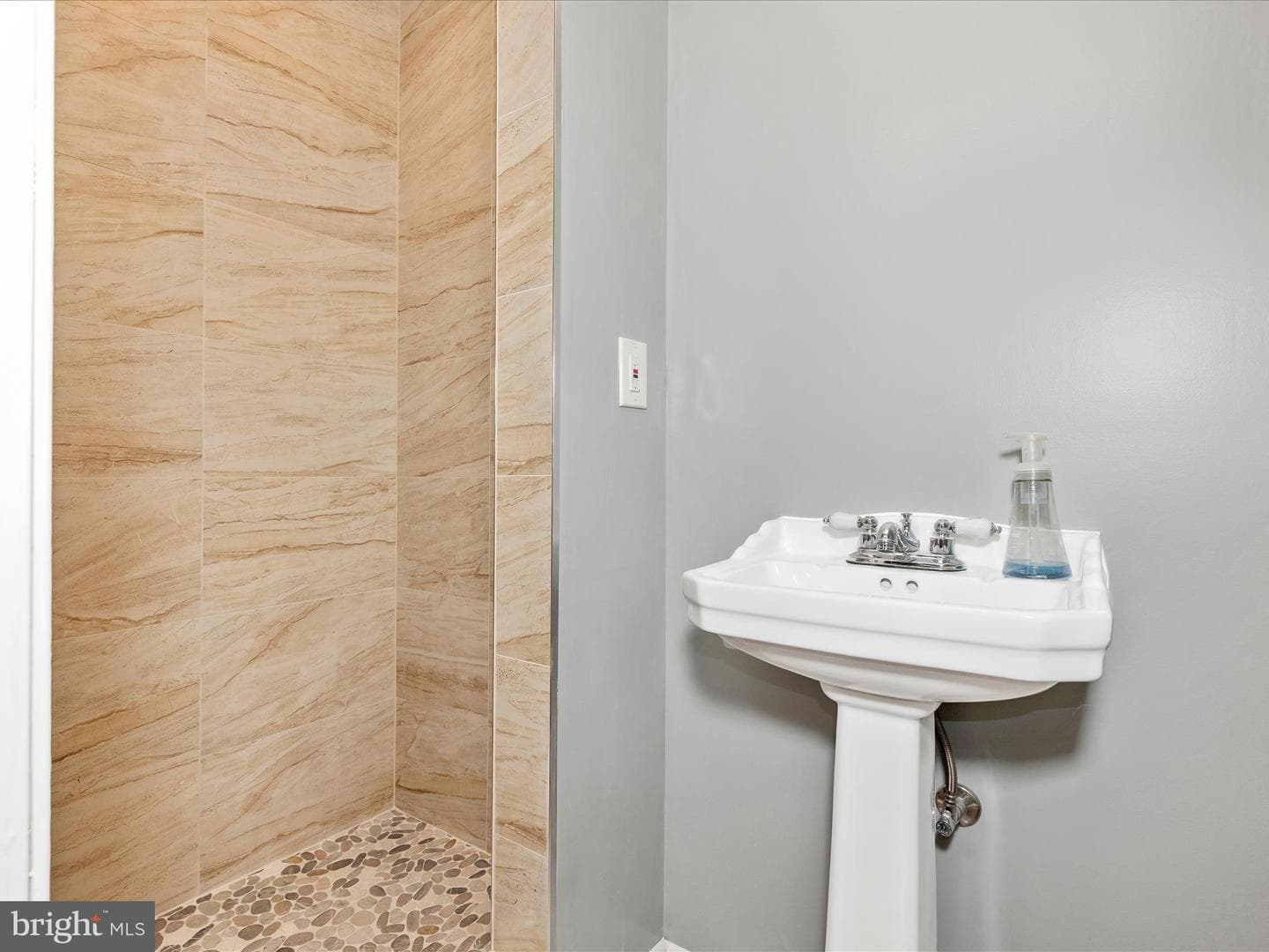 5668 French Avenue photo 32