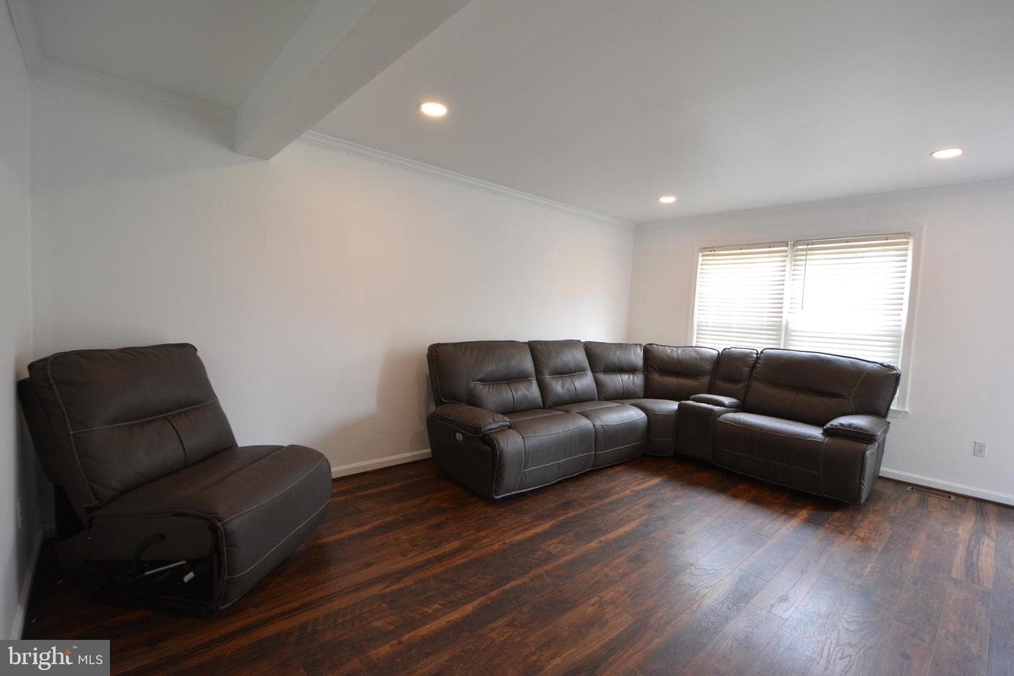 668 Johahn Drive photo 12