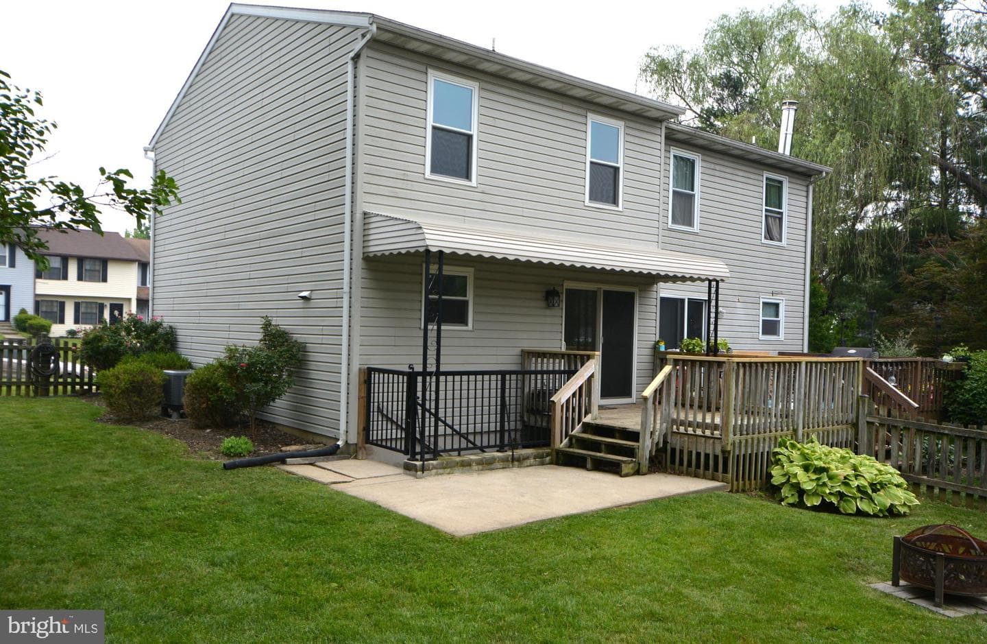 668 Johahn Drive photo 4