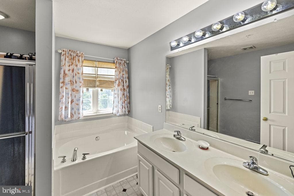 1824 Upper Forde Lane photo 22