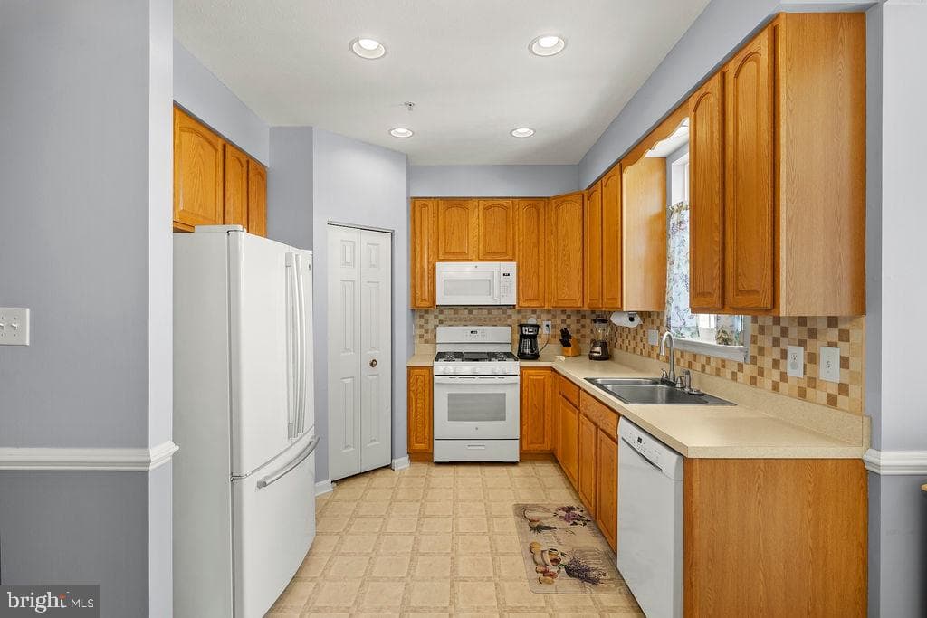 1824 Upper Forde Lane photo 9