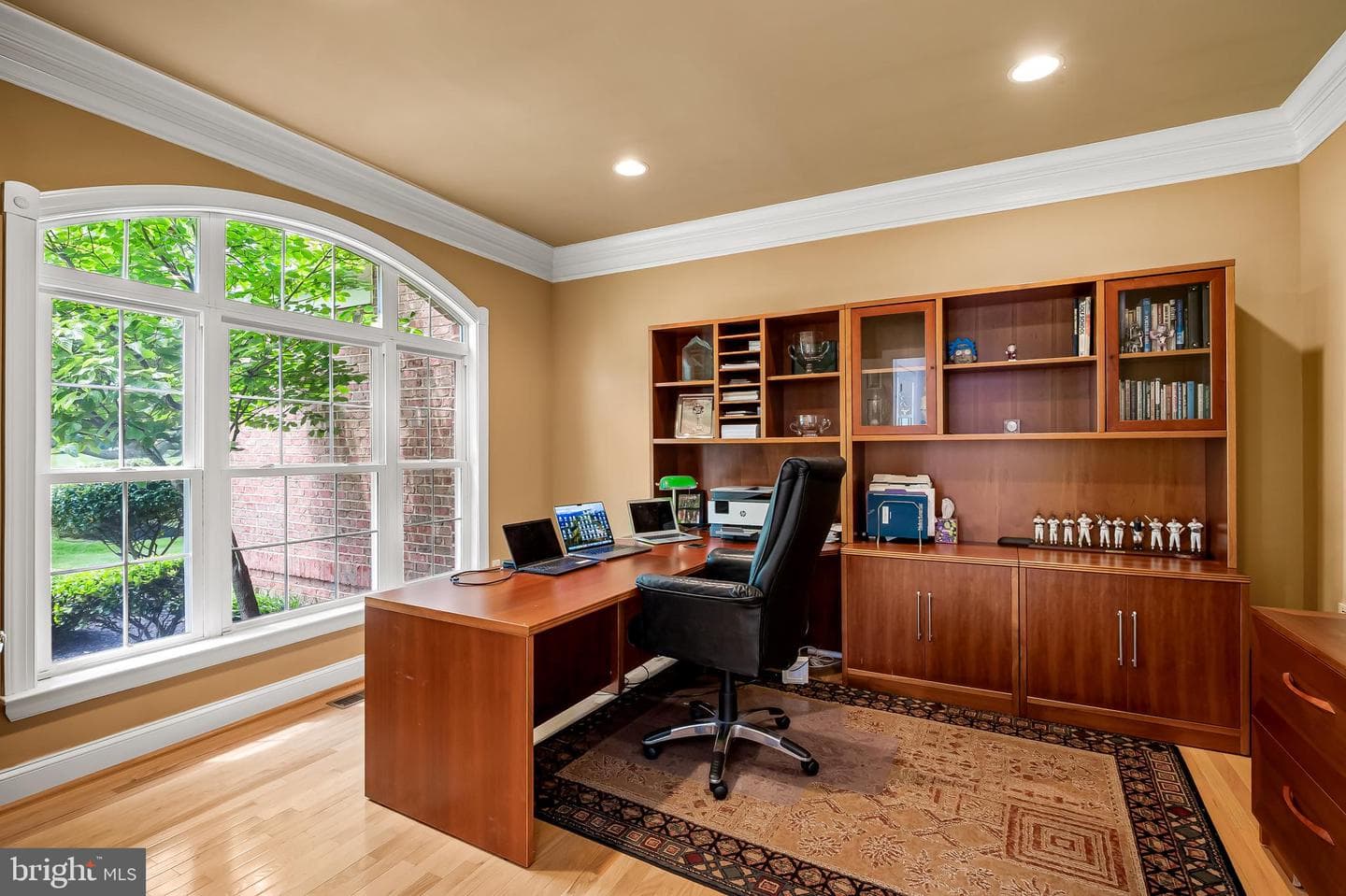 1701 Glenbar Drive photo 12