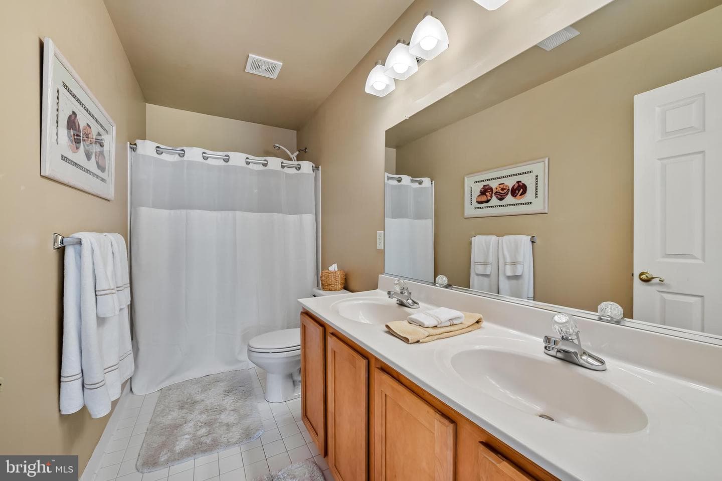 1701 Glenbar Drive photo 44