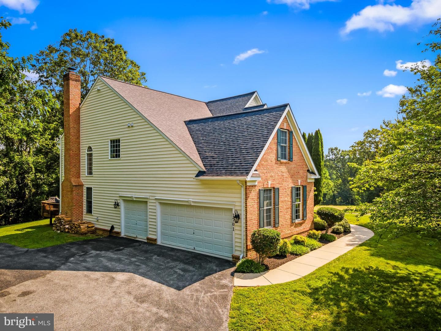 1701 Glenbar Drive photo 5