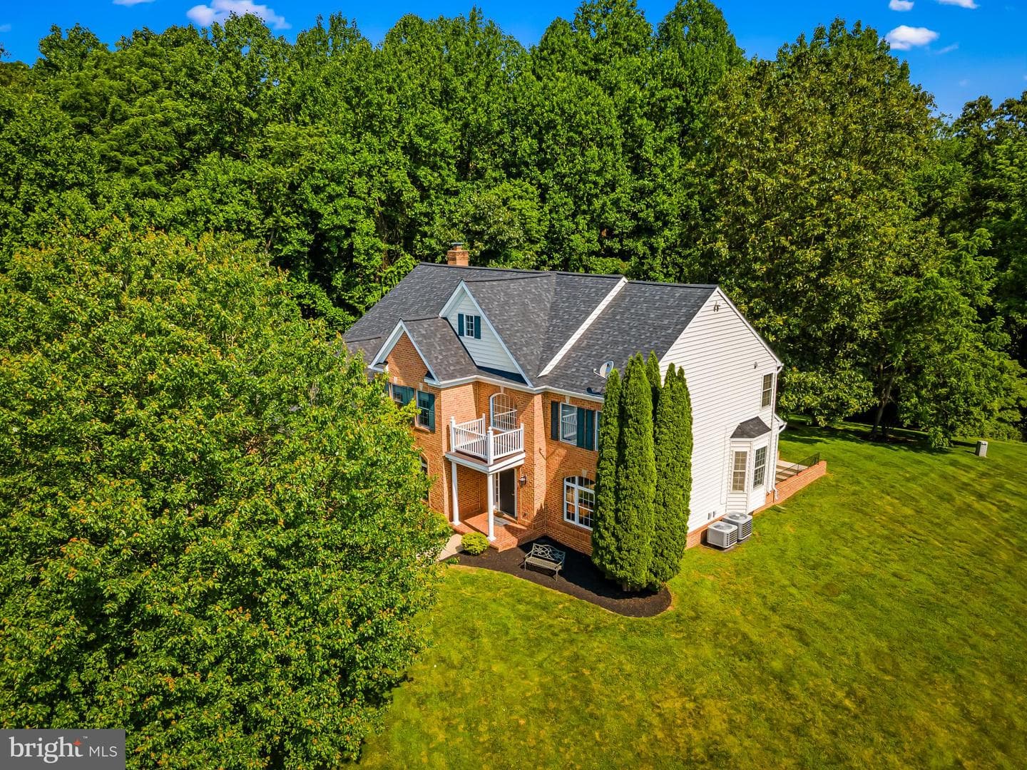 1701 Glenbar Drive photo 57