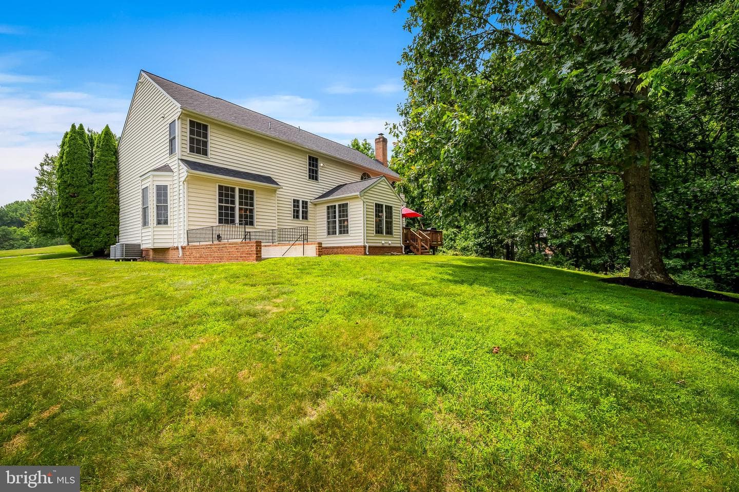 1701 Glenbar Drive photo 61