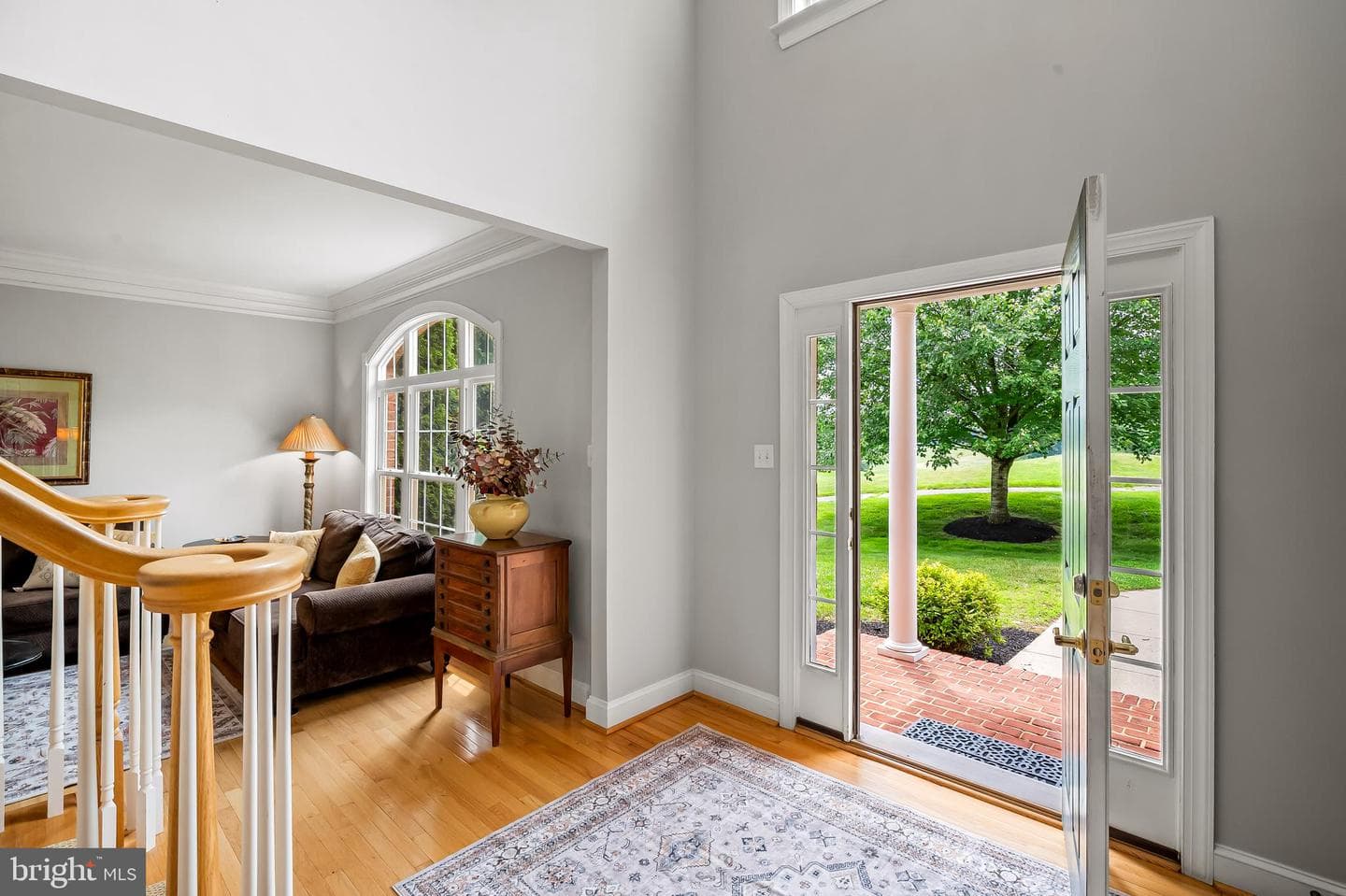 1701 Glenbar Drive photo 8
