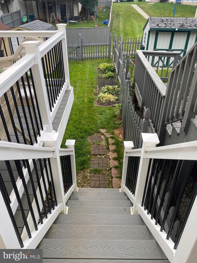 1174 Heathfield Road photo 32