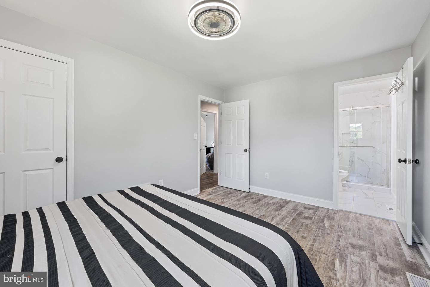 108 Taft Terrace photo 16